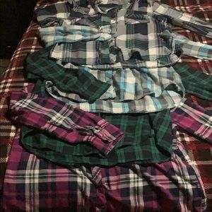 Bundle of 4 flannel shirts